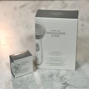 NWT Mary Kay Skinvigorate Sonic Skin Care System + Facial Massage Head
